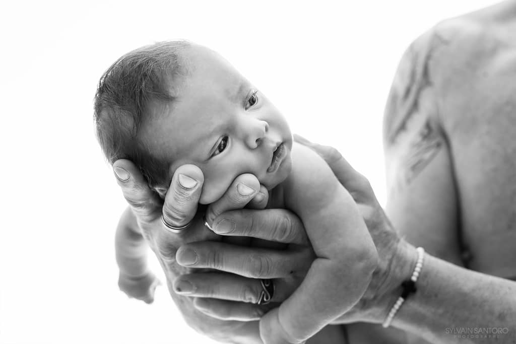 Exemple photo d'une séance naissance à Châteauneuf Grasse dans le 06