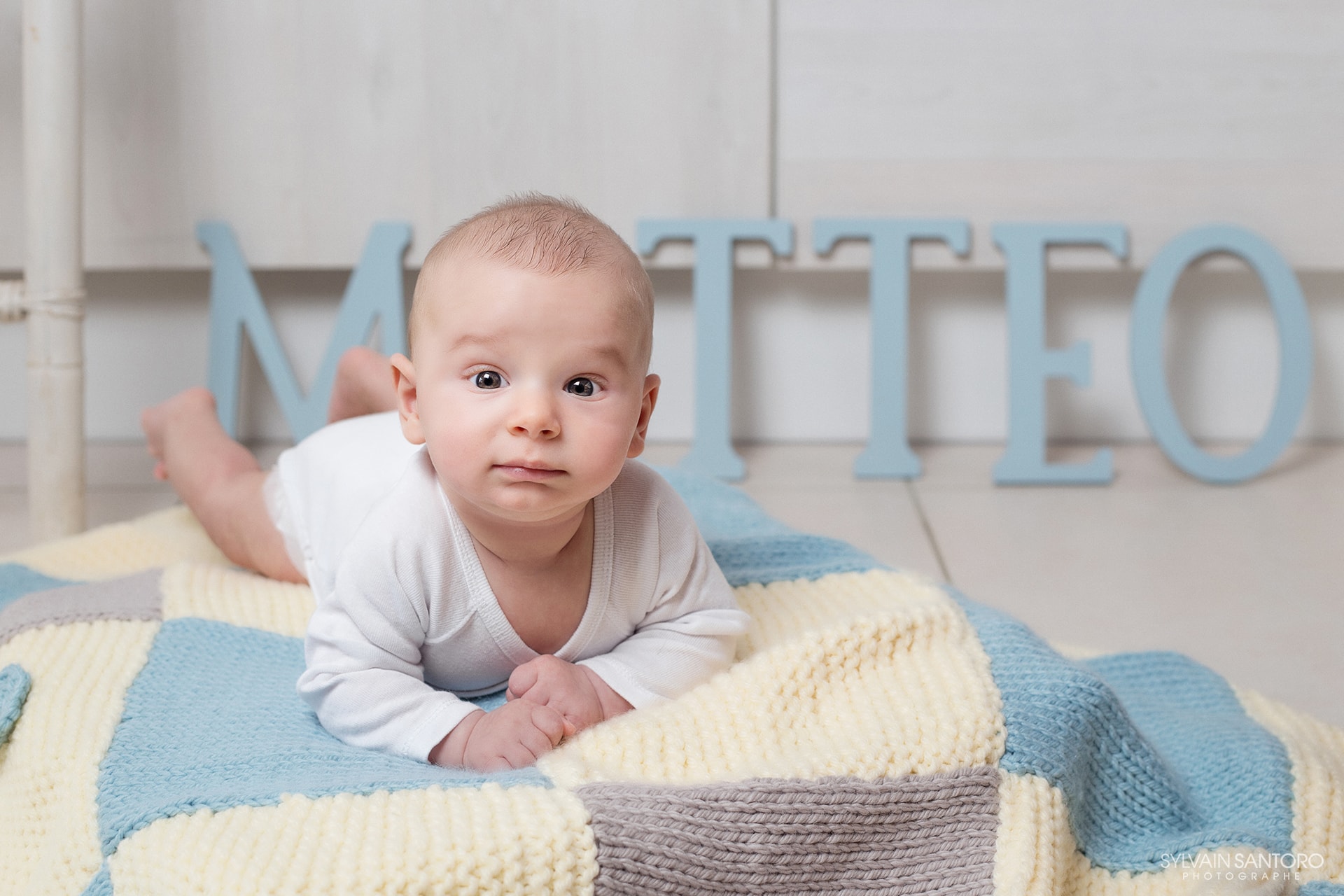Seance Photo De Naissance A Nice 06 Shooting Bebe Sylvain Santoro Photographe
